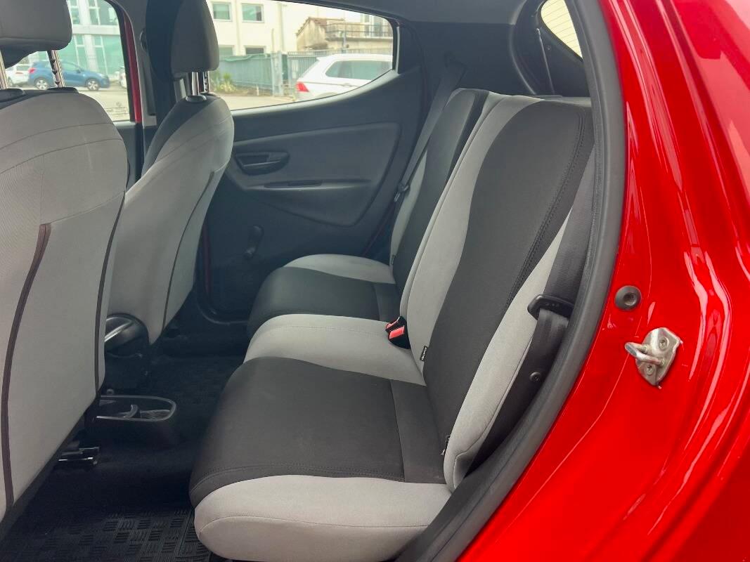 Lancia Ypsilon 0.9 t.air Elefantino ecochic metano 80cv