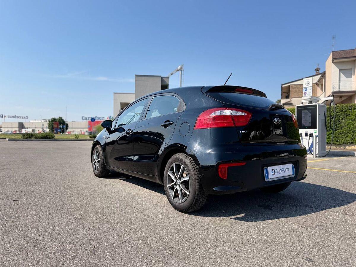 Kia Rio 1.2 cvvt Active 5p E6