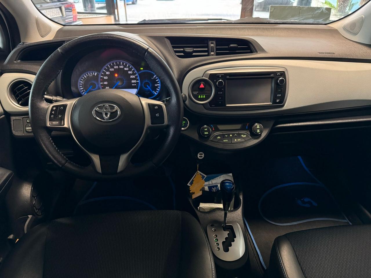 Toyota Yaris 1.5 Hybrid 5 porte Lounge