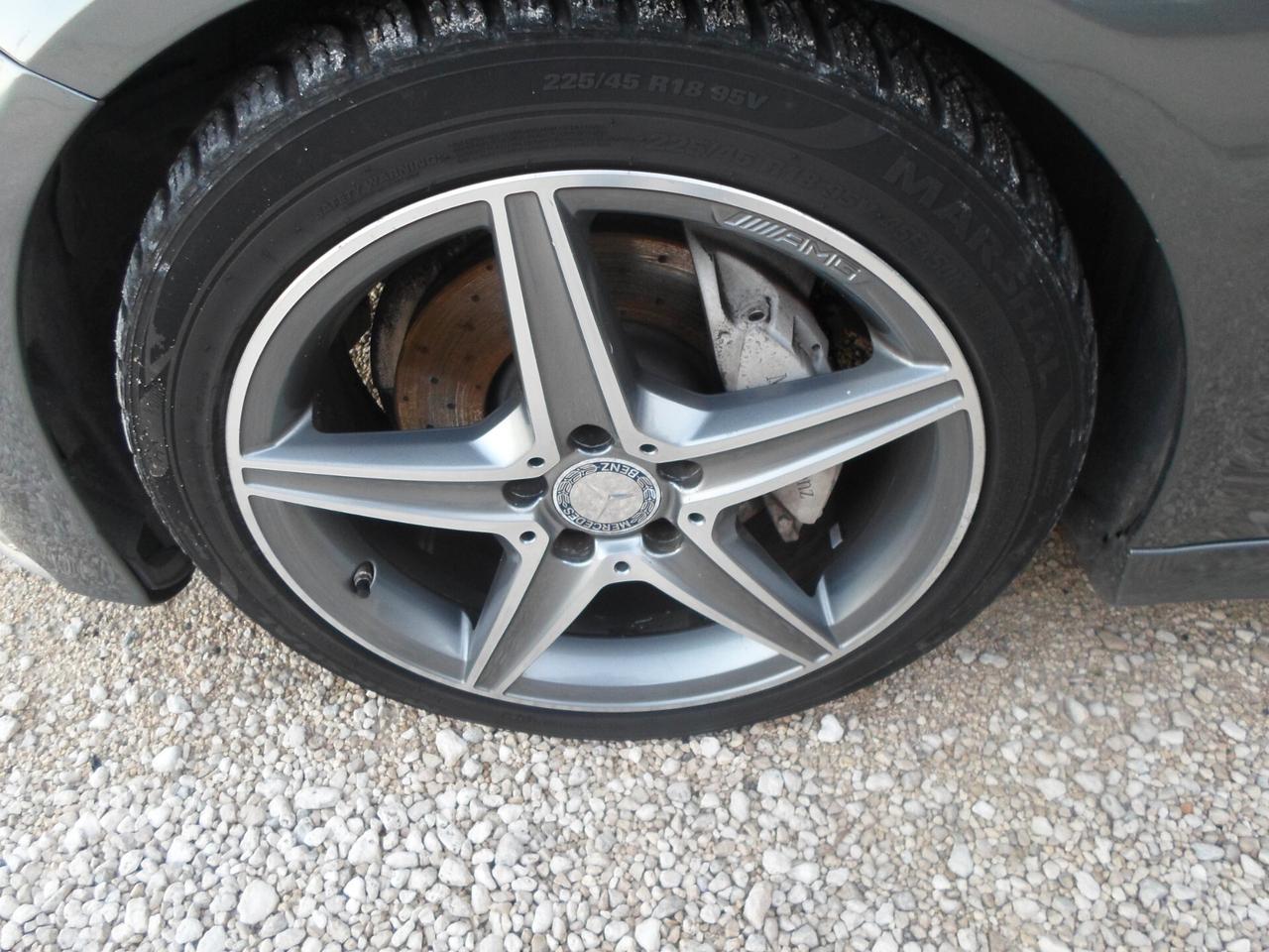 Mercedes-benz C 220 d Auto 4Matic Coupé Premium