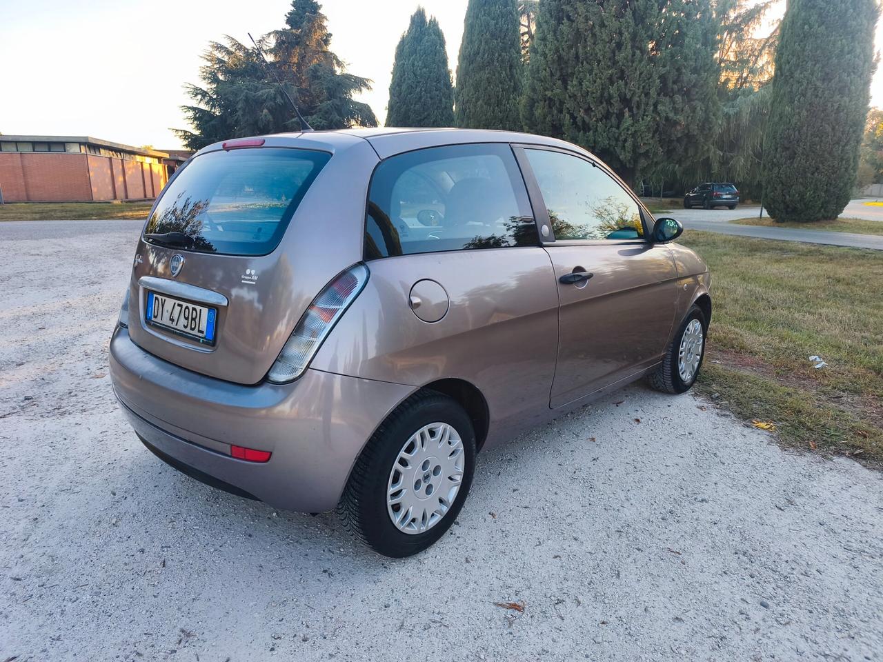 Lancia Ypsilon 1.4 Argento Ecochic GPL