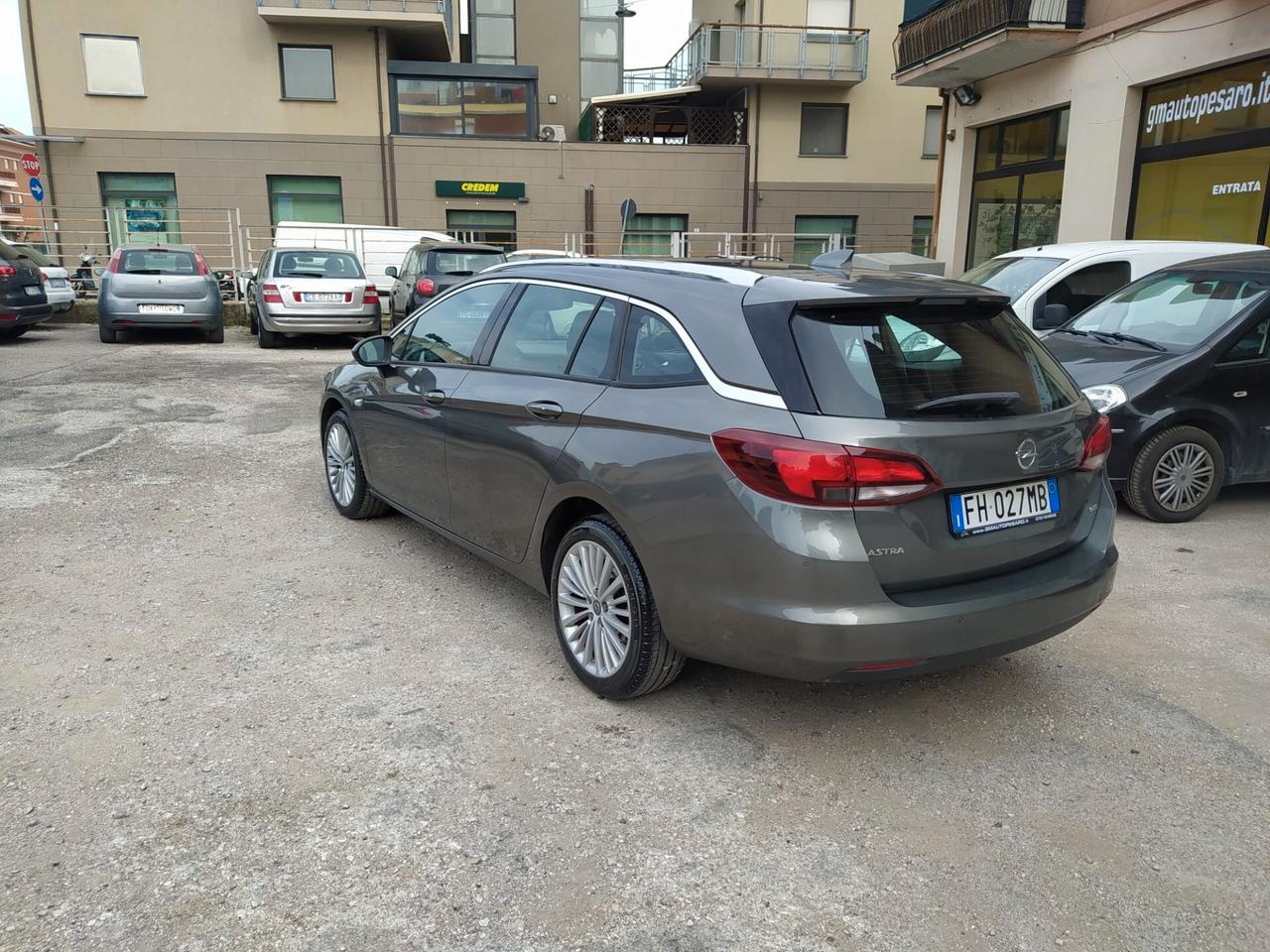 Opel Astra 1.6 CDTi 110CV Start&Stop Sports Tourer Innovation Neopatentati
