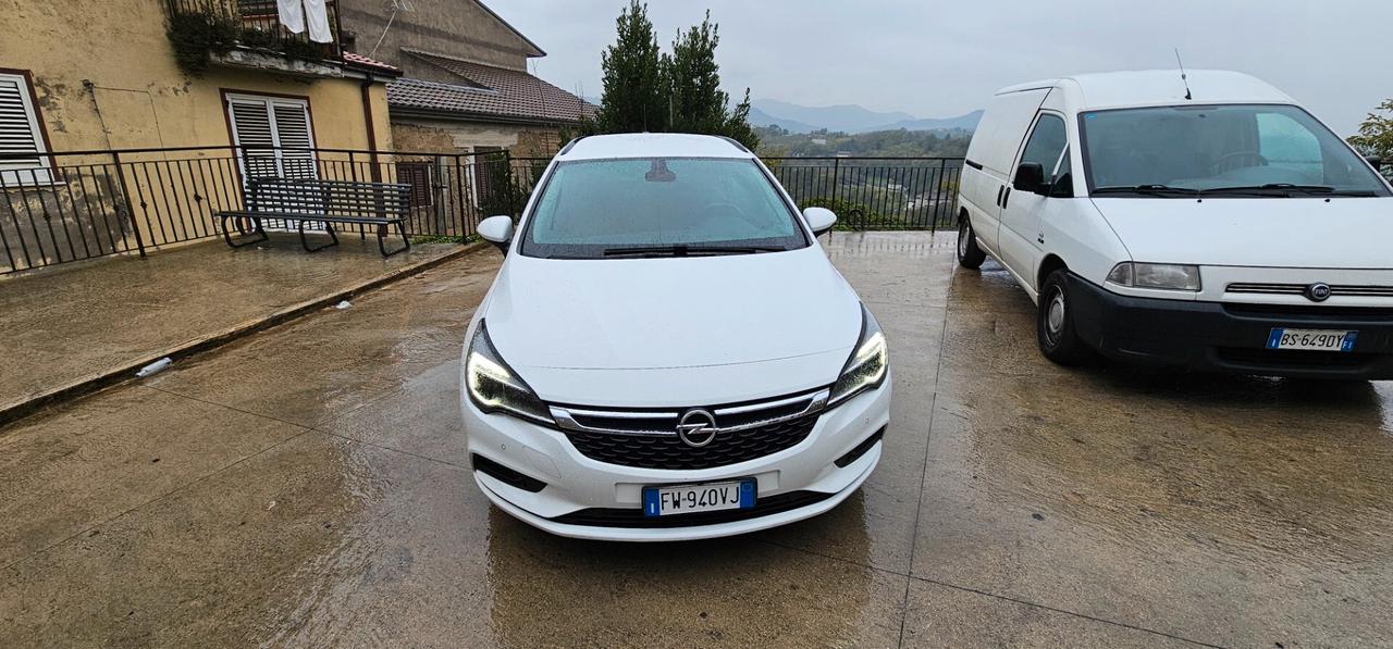 Opel Astra 1.6 CDTi 136CV Start&Stop Sports Tourer Innovation