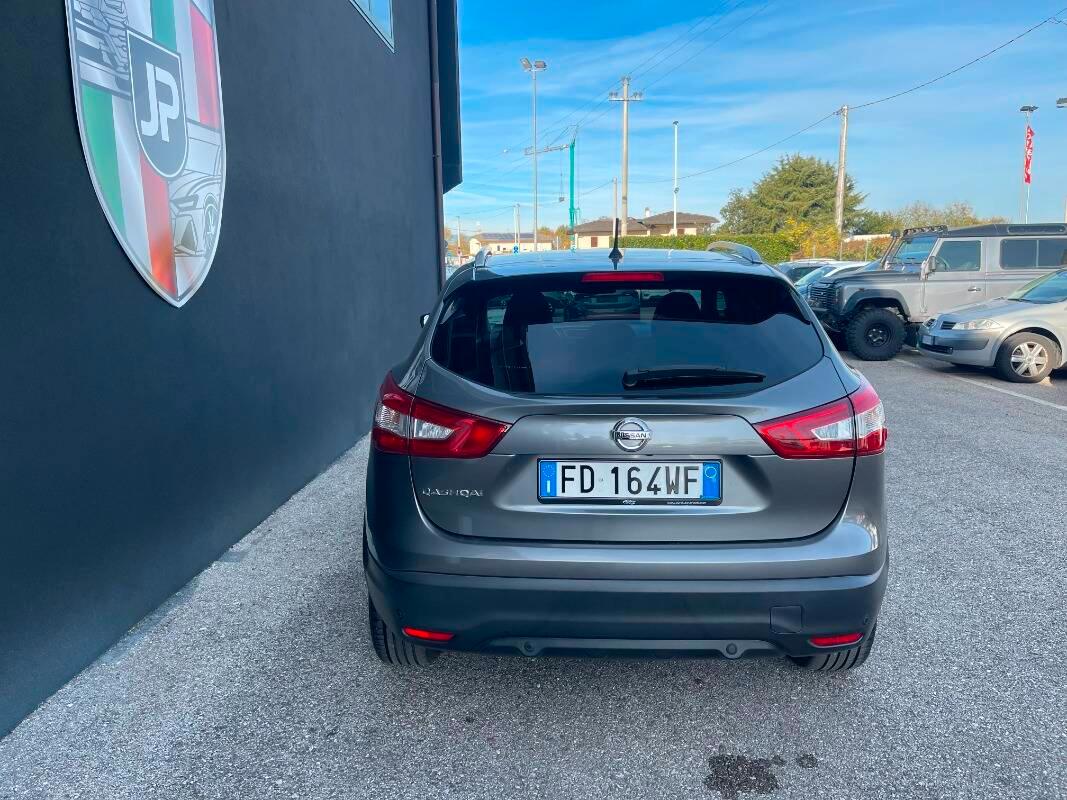 Nissan Qashqai 1.6 dci Tekna 2wd 130cv my16