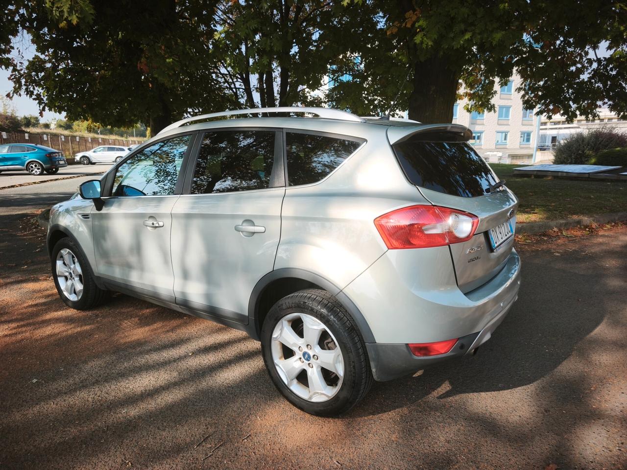 Ford Kuga Kuga+ 2.0 TDCi 136 CV 4WD DPF