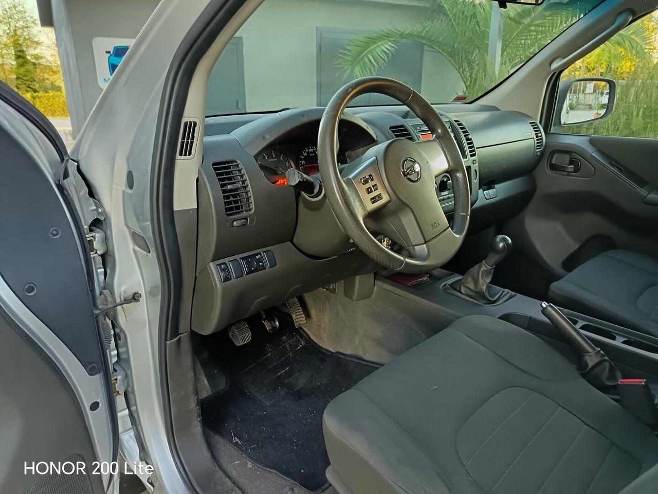 NISSAN Navara 2.5 dCi 190CV 4 porte Double Cab