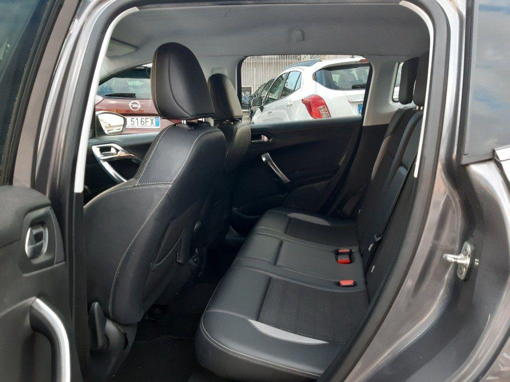 Peugeot 2008 PureTech 82 Allure