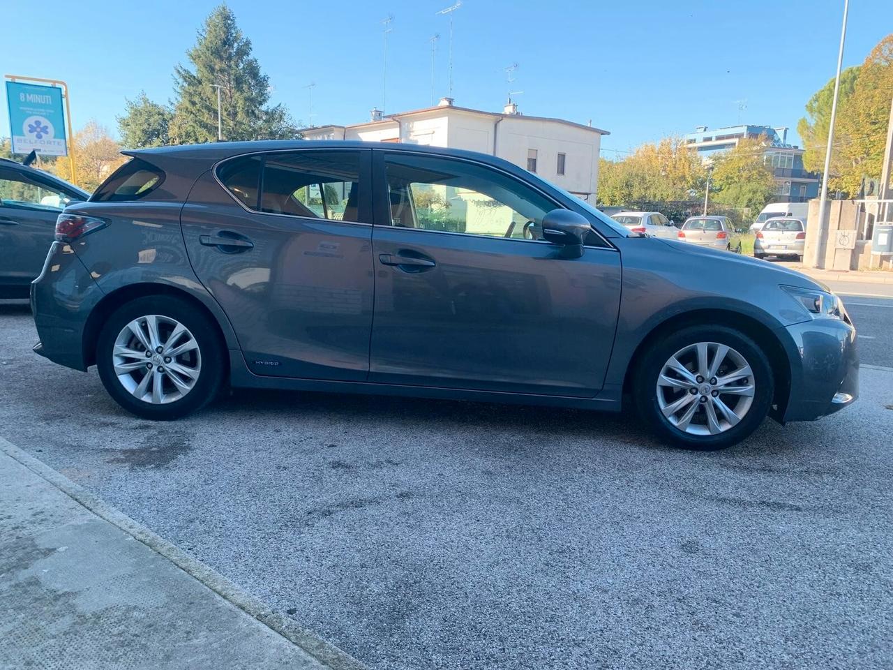 Lexus CT 200h Hybrid Executive Neopatentati