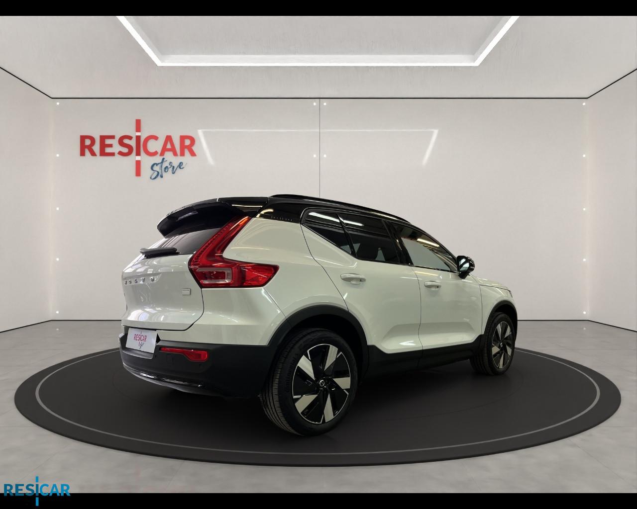 VOLVO XC40 RECHARGE SINGLE MOTOR EXTENDED RANGE CORE