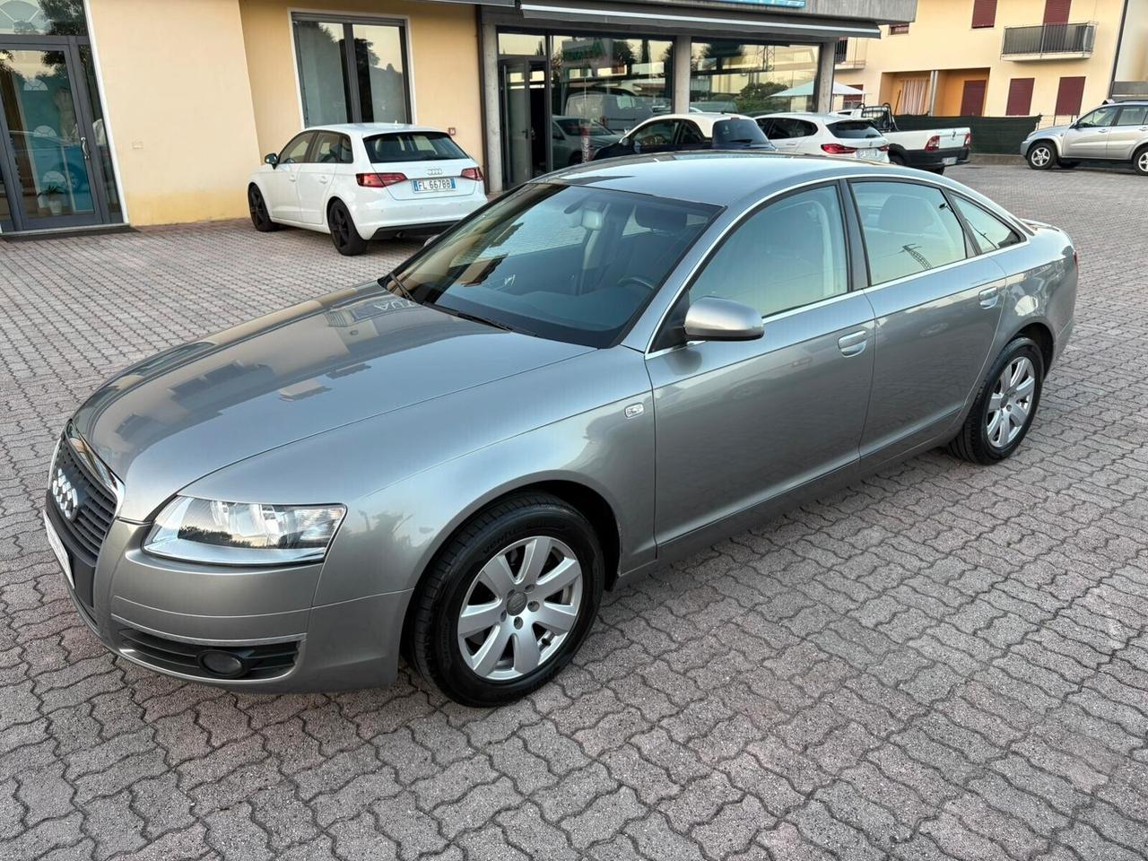 AUDI A6 3.2 V6 QUATTRO UNICA MANO KM 107.377
