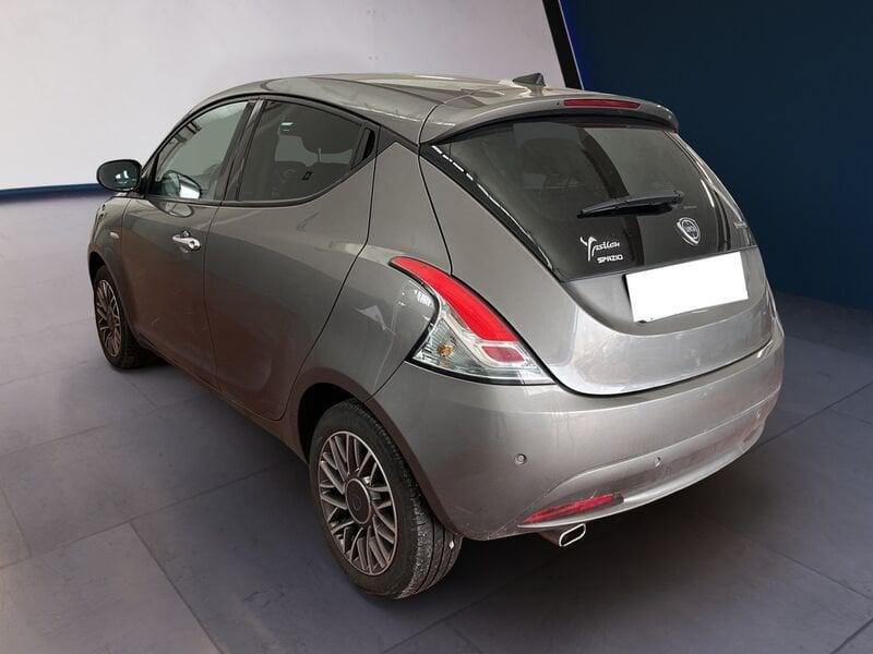 Lancia Ypsilon III 2021 1.0 firefly hybrid Gold s&s 70cv