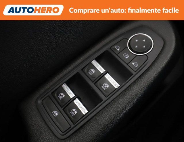RENAULT Clio TCe 100 CV 5 porte Intens