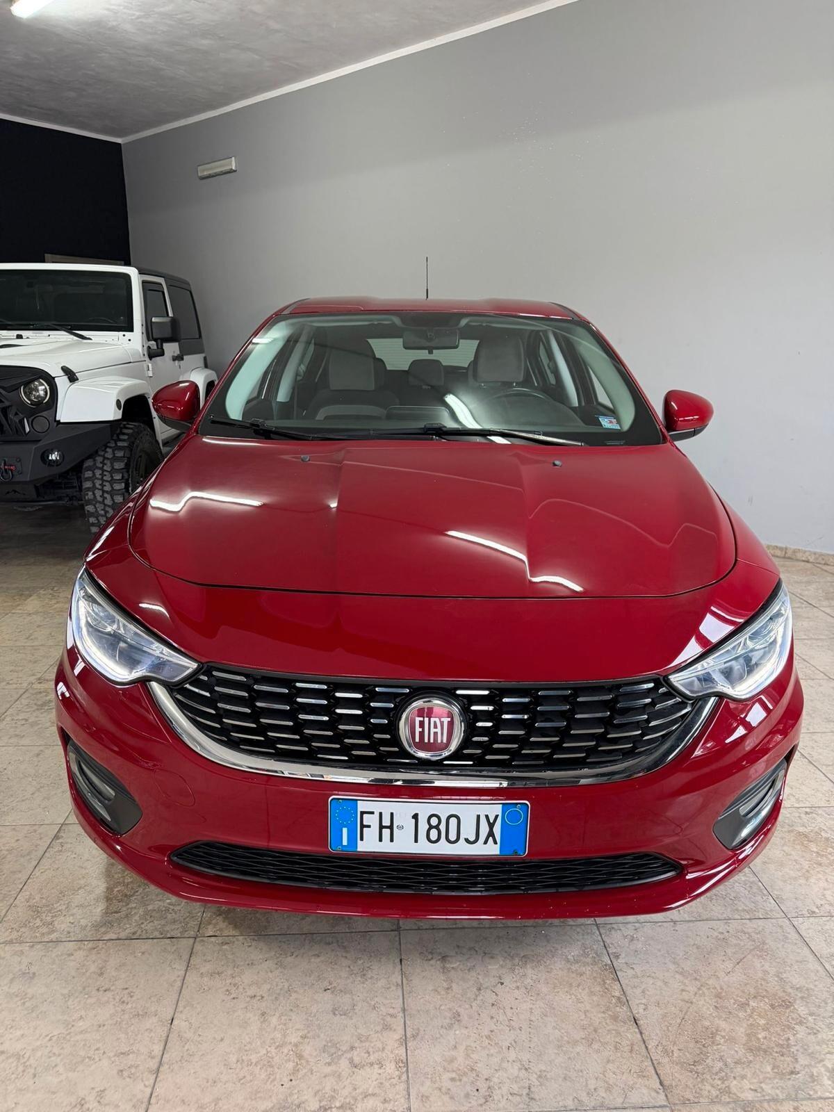 Fiat Tipo 1.6 Mjt S&S 5 porte Lounge