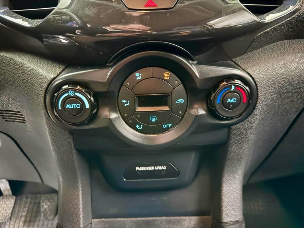 Ford EcoSport 1.5 tdci Titanium 95cv E6