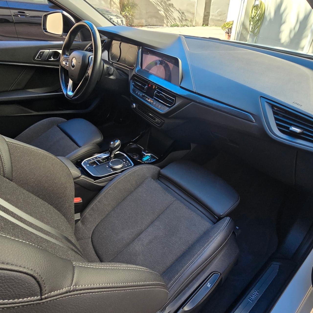 Bmw 116d AUTOMATIC 5p. Sport