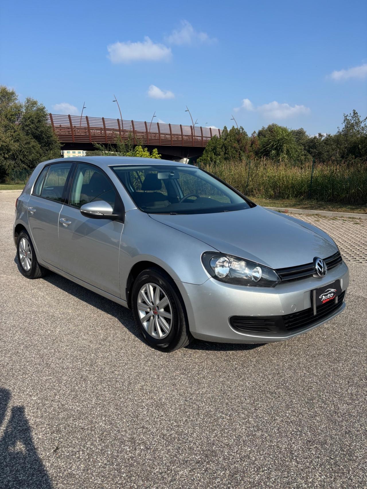Volkswagen Golf 1.6 TDI DPF 5p. Highline