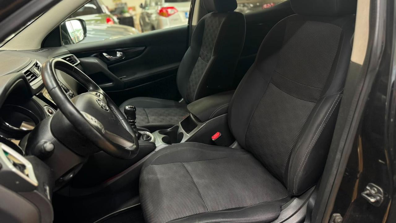 Nissan Qashqai 1.2 BENZINA 2017 NEOP.