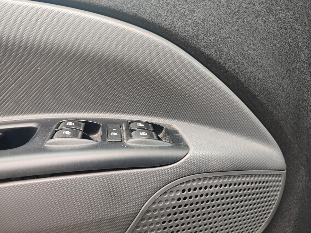 OPEL COMBO 1.4BENZINA 2017 EURO6B PEDANA DISABILI ELETTRICA