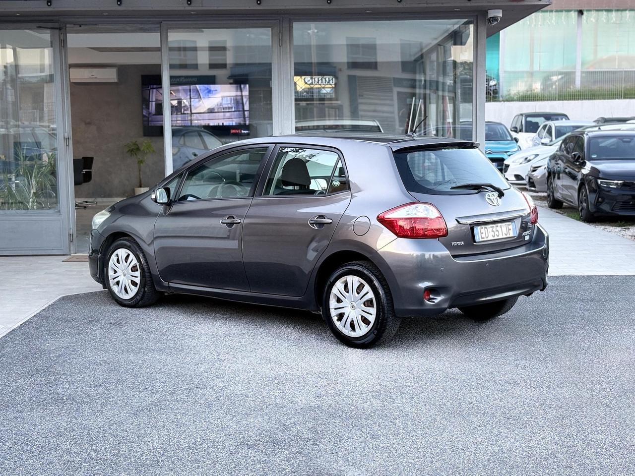 Toyota Auris 1.3 Benzina 100CV E5 - 2010
