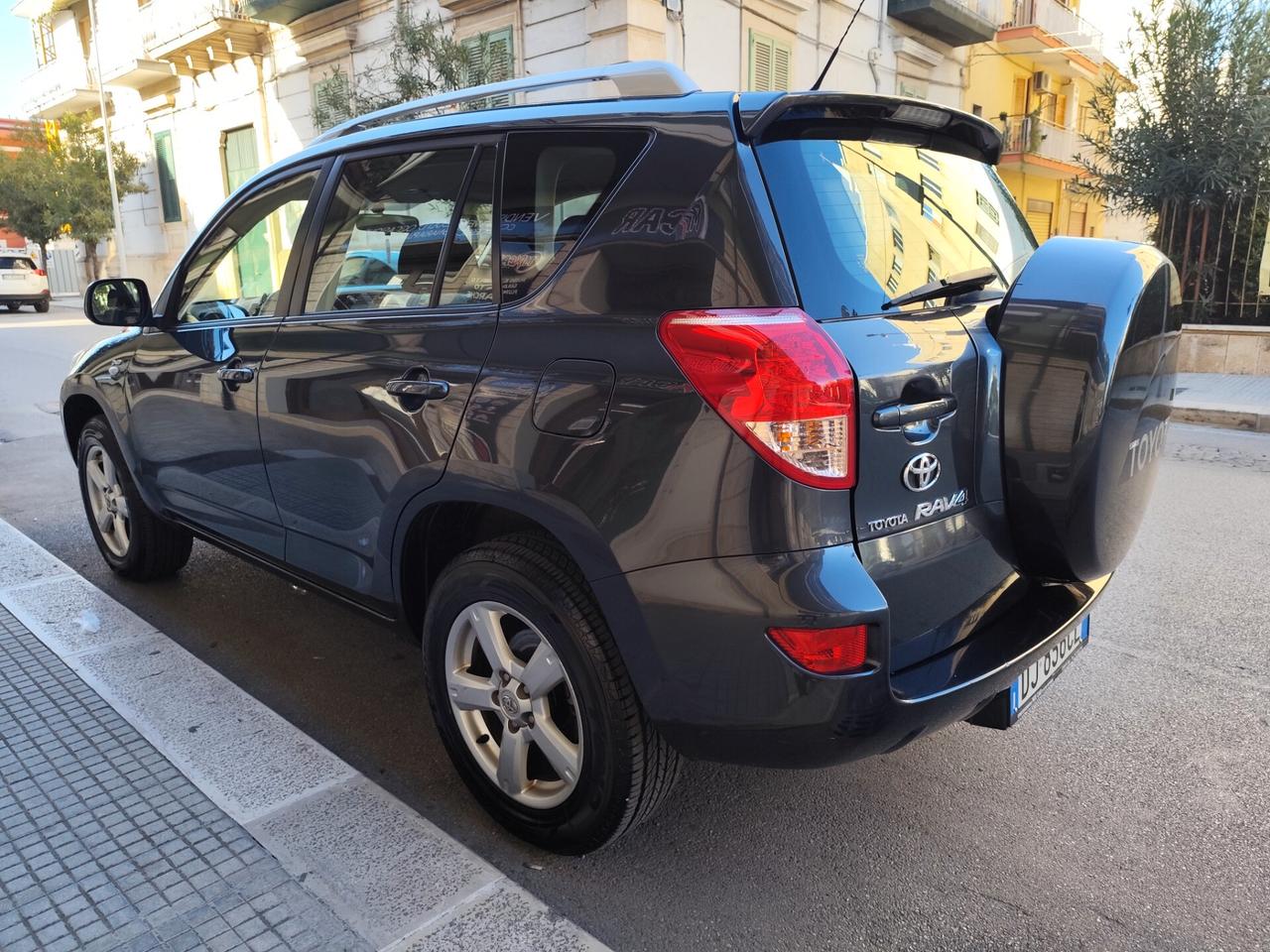 Toyota RAV 4 RAV4 2.2 D-4D 136CV 4WD DIESEL