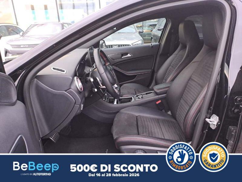 Mercedes-Benz GLA 200 D (CDI) PREMIUM 4MATIC AUTO