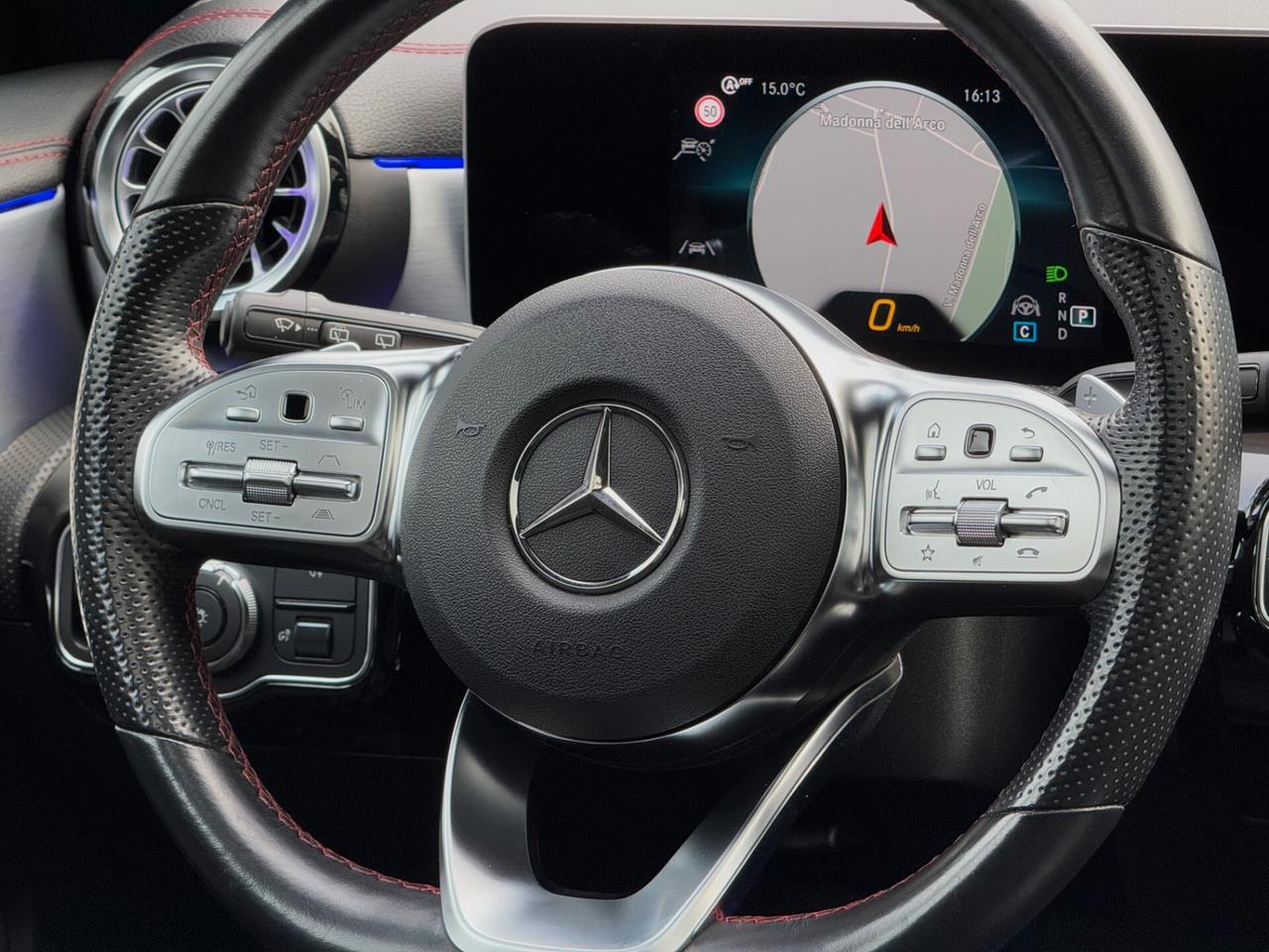 Mercedes-Benz CLA 200 d Shooting Brake Premium AMG