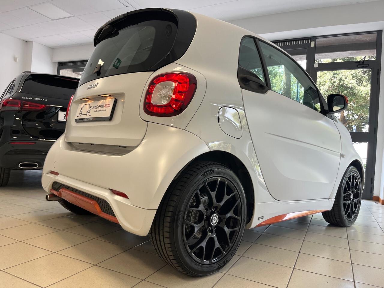 Smart ForTwo 90 0.9 Turbo BRABUS Style URBANRUNNER