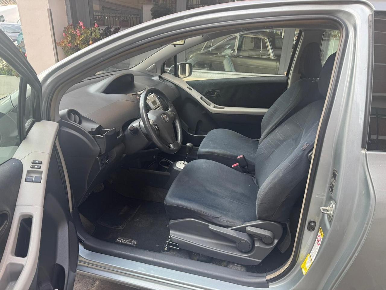 TOYOTA Yaris 1.4 D-4D 3 porte M-MT Sol