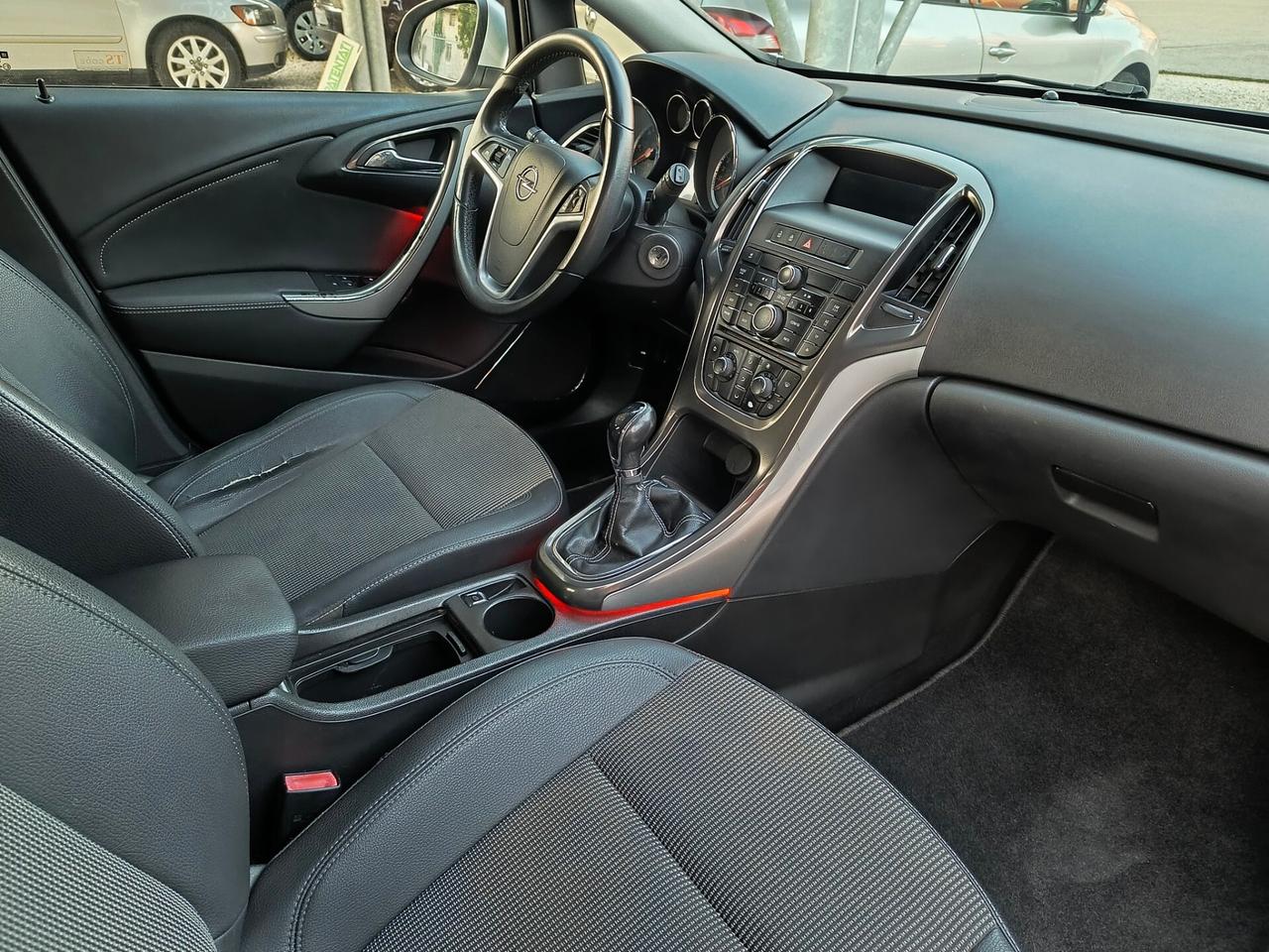 Opel Astra 1.3 CDTI 95CV 5 porte Cosmo