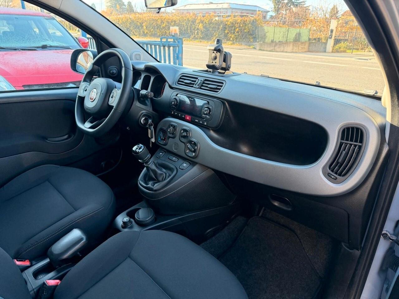 Fiat Panda 1.2 69 CV 5 porte