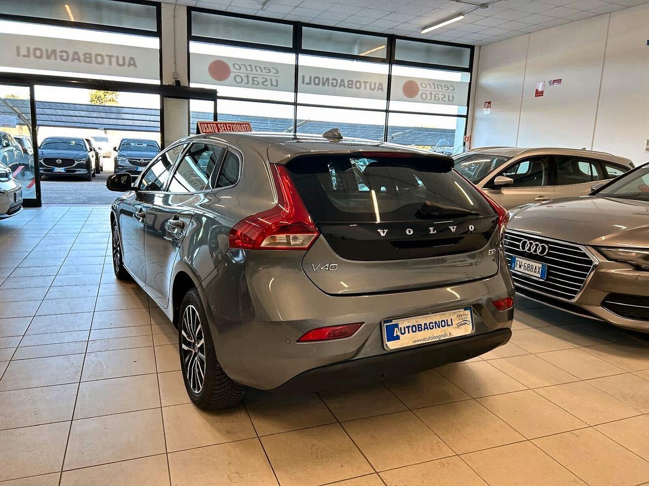 Volvo V40 MOMENTUM D2 eco 6mt UNICO PR.