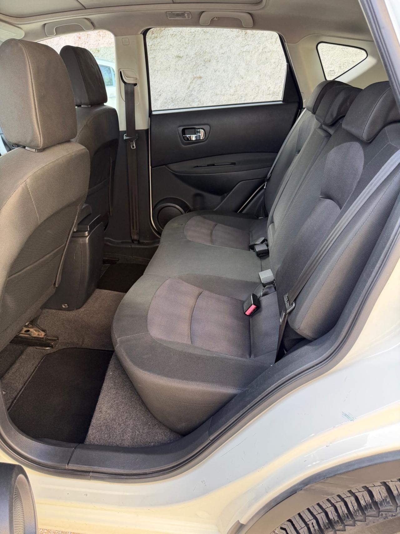 Nissan Qashqai 1.5 dCi DPF Tekna