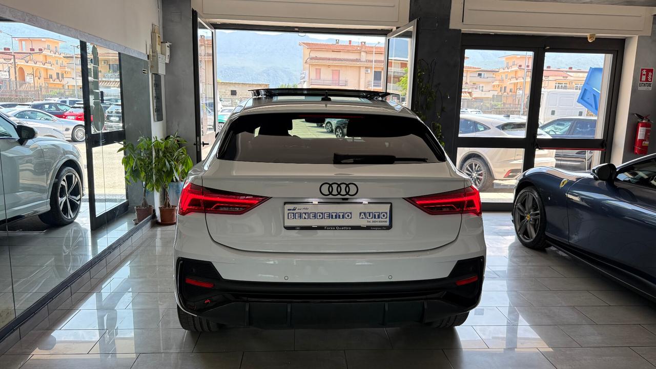 AUDI Q3 SPORTBACK S LINE TETTO IDENTITY BLACK