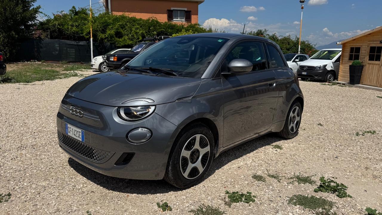 Fiat 500 500e 3+1 42 kWh Icon