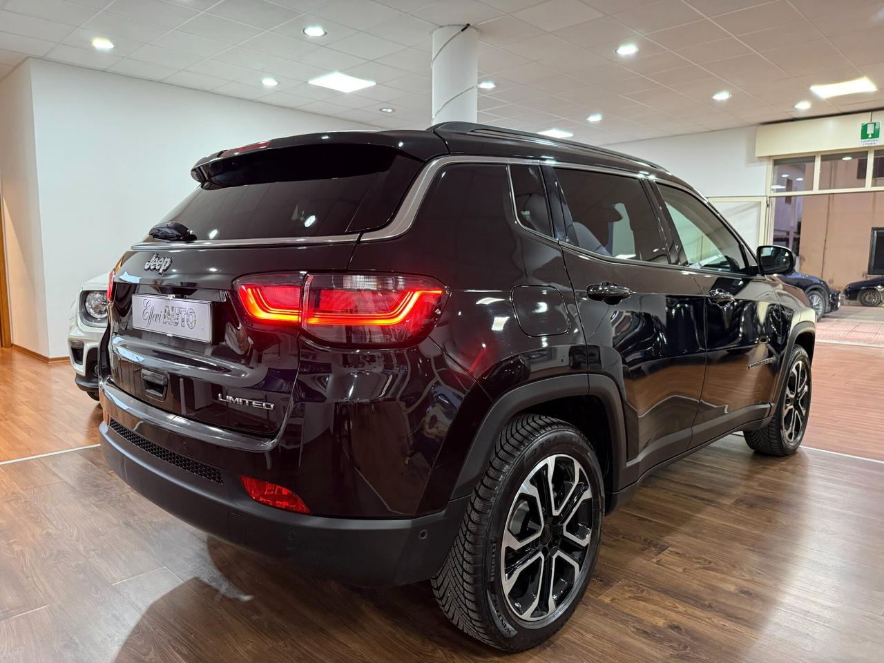 JEEP COMPASS 1.6 Mjt II 2WD LIMITED - Giugno 2021