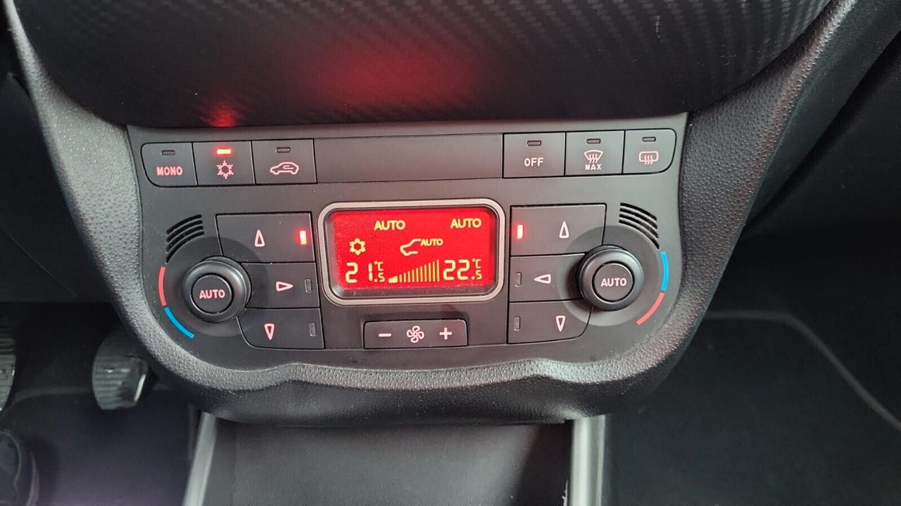 Alfa Romeo MiTo 1.4 105 CV M.air S&S Distinctive