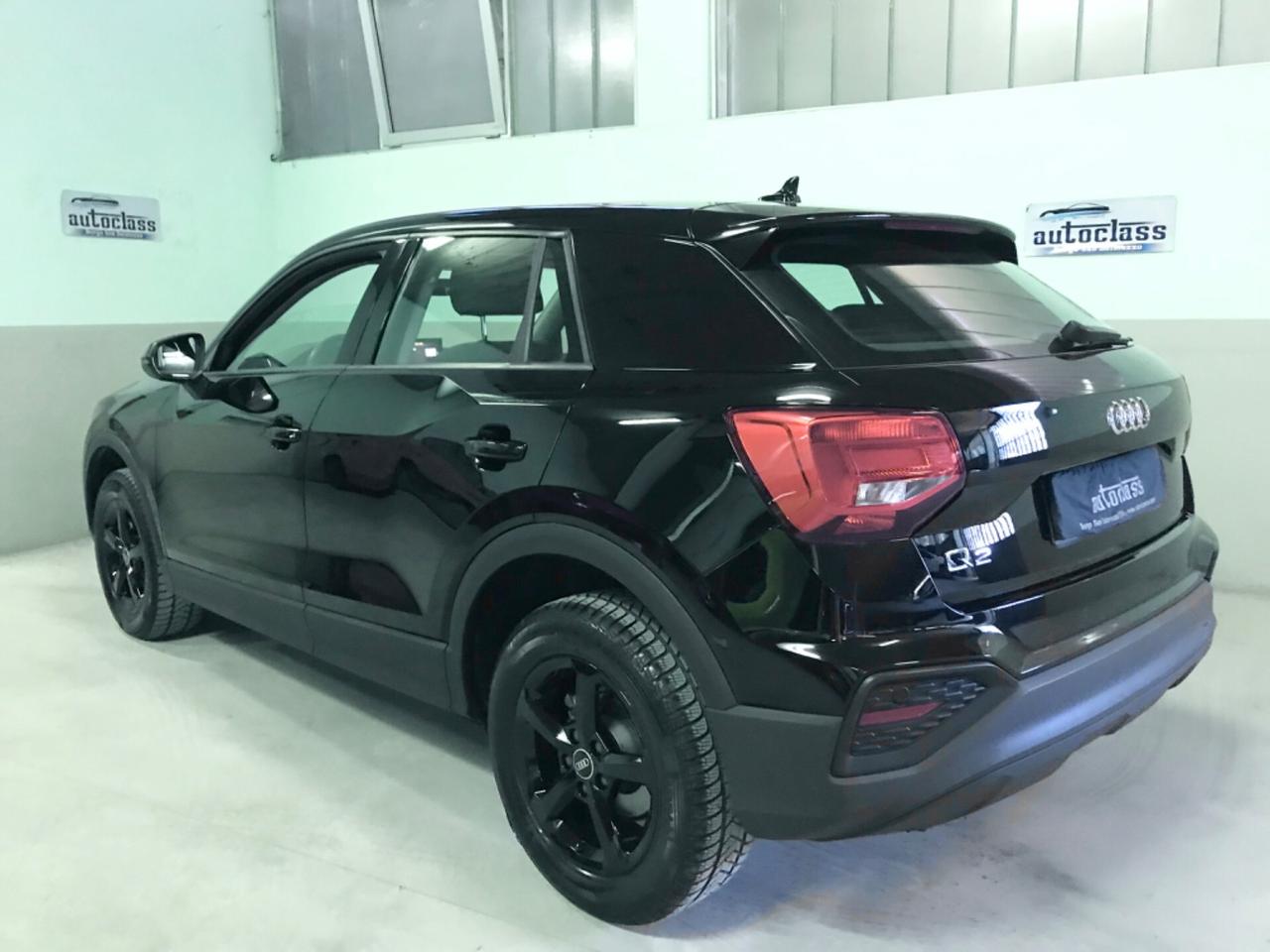 Audi Q2 30 TFSI Business