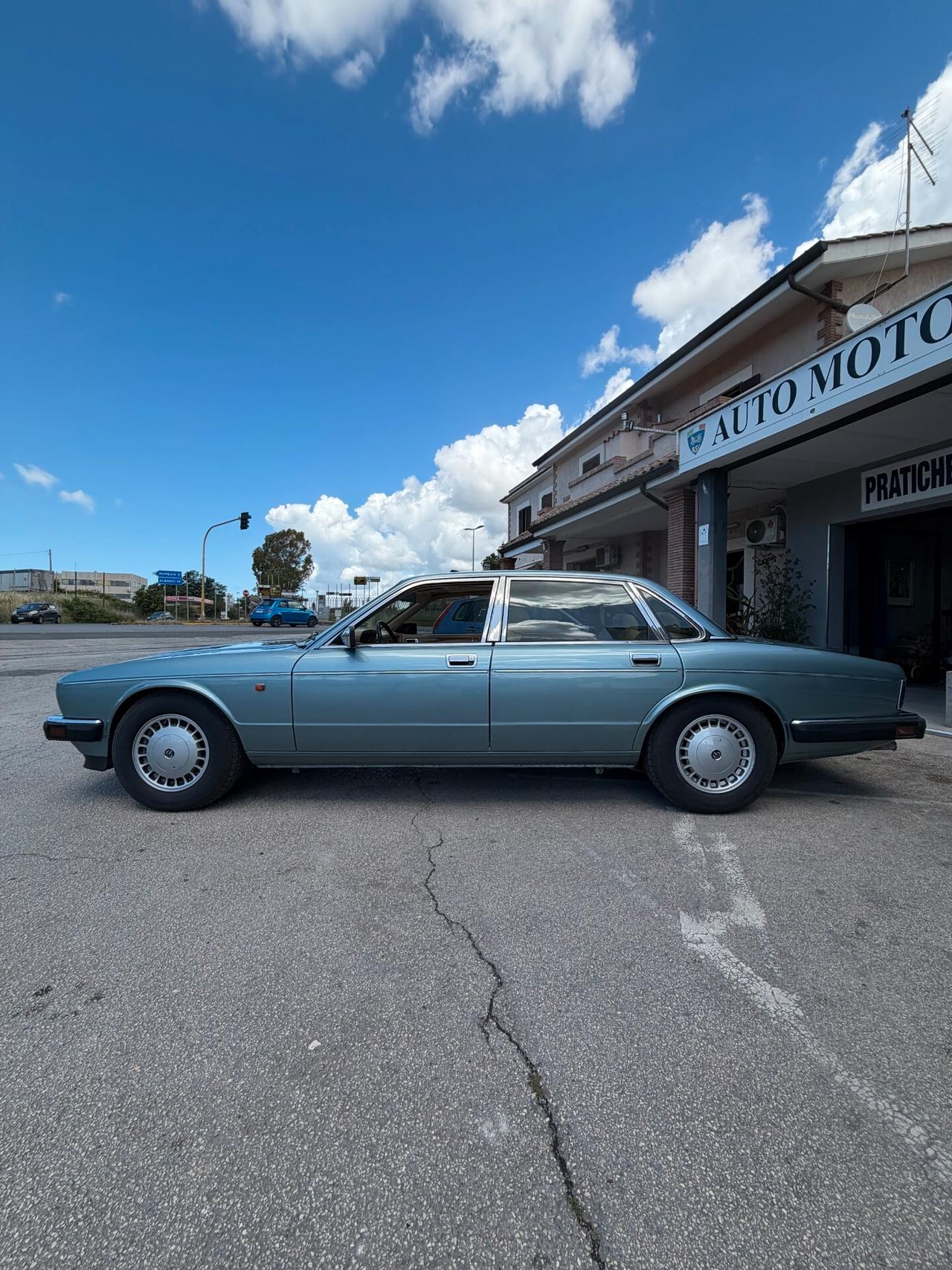 Jaguar XJ Daimler XJR 4.0