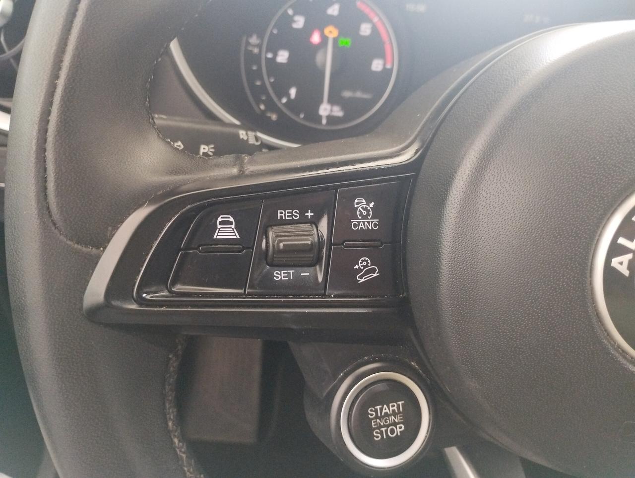 Alfa Romeo Stelvio 2.2 Turbodiesel 160 CV AT8 RWD Business