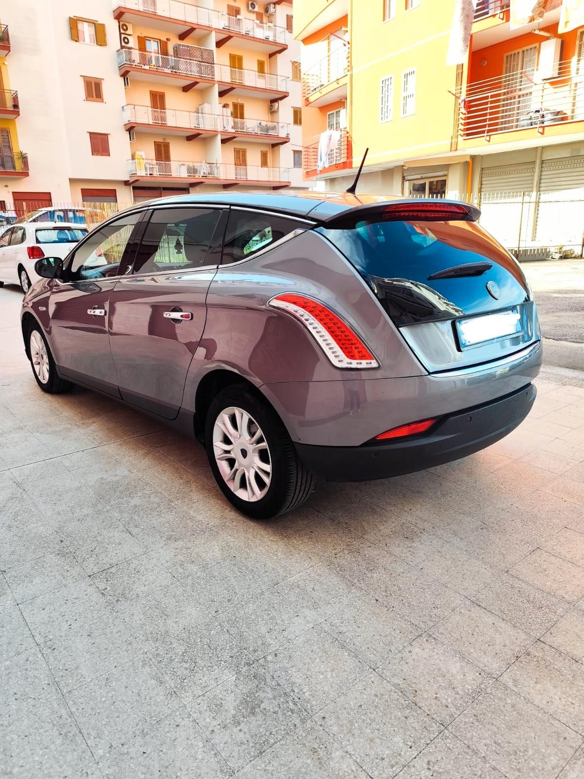 Lancia Delta 1.6 MJT 120cv