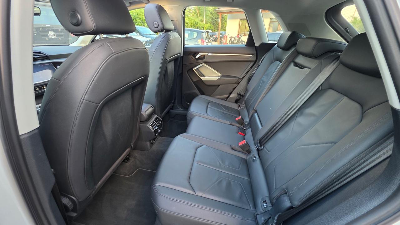Audi Q3 SPB 35 TDI S line edition
