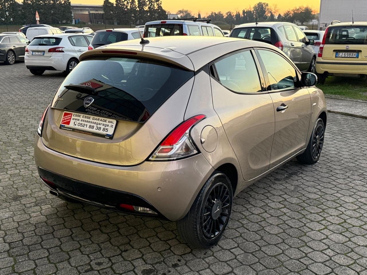 Lancia Ypsilon 1.2 - 5 PORTE|UNIPRO|