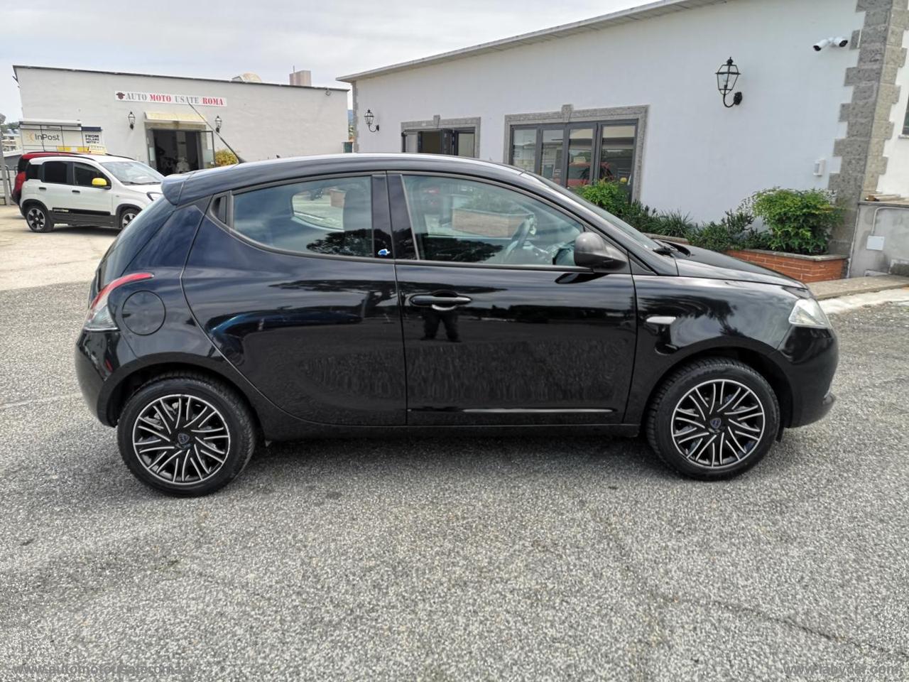 LANCIA Ypsilon 1.2 69 CV 5p. GPL Ecochic Gold PROMO WEB