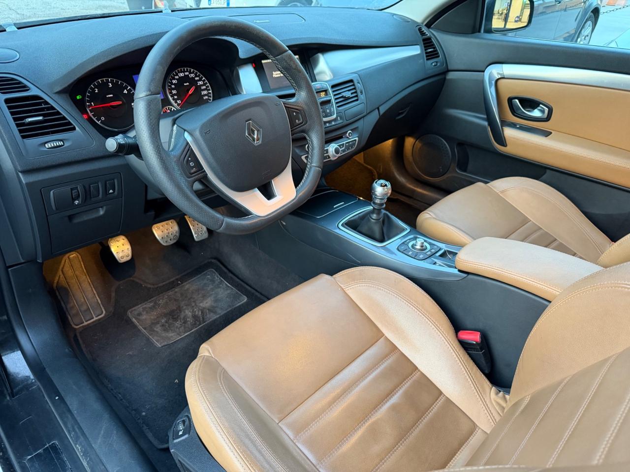 Renault Laguna Coupé 2.0 dCi 180CV 4Control