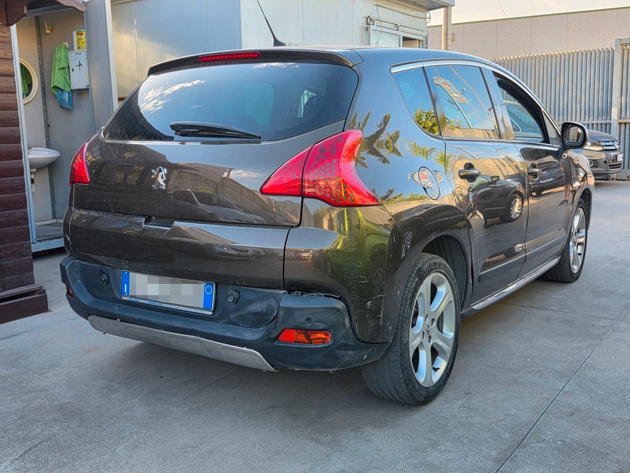 PEUGEOT 3008 2.0 HDi 150cv OUTDOOR