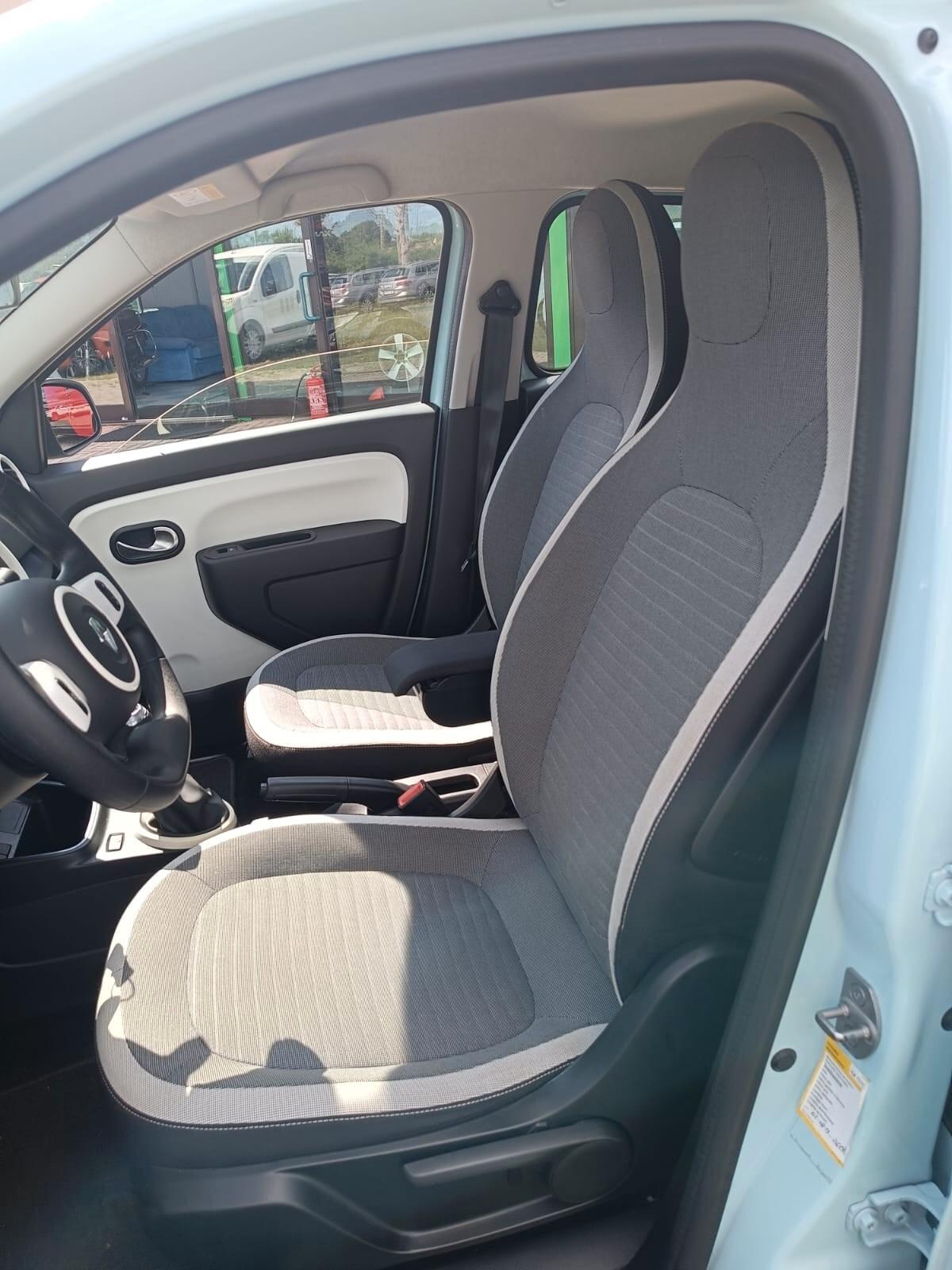 Renault Twingo SCe 65 CV Intens 1.0