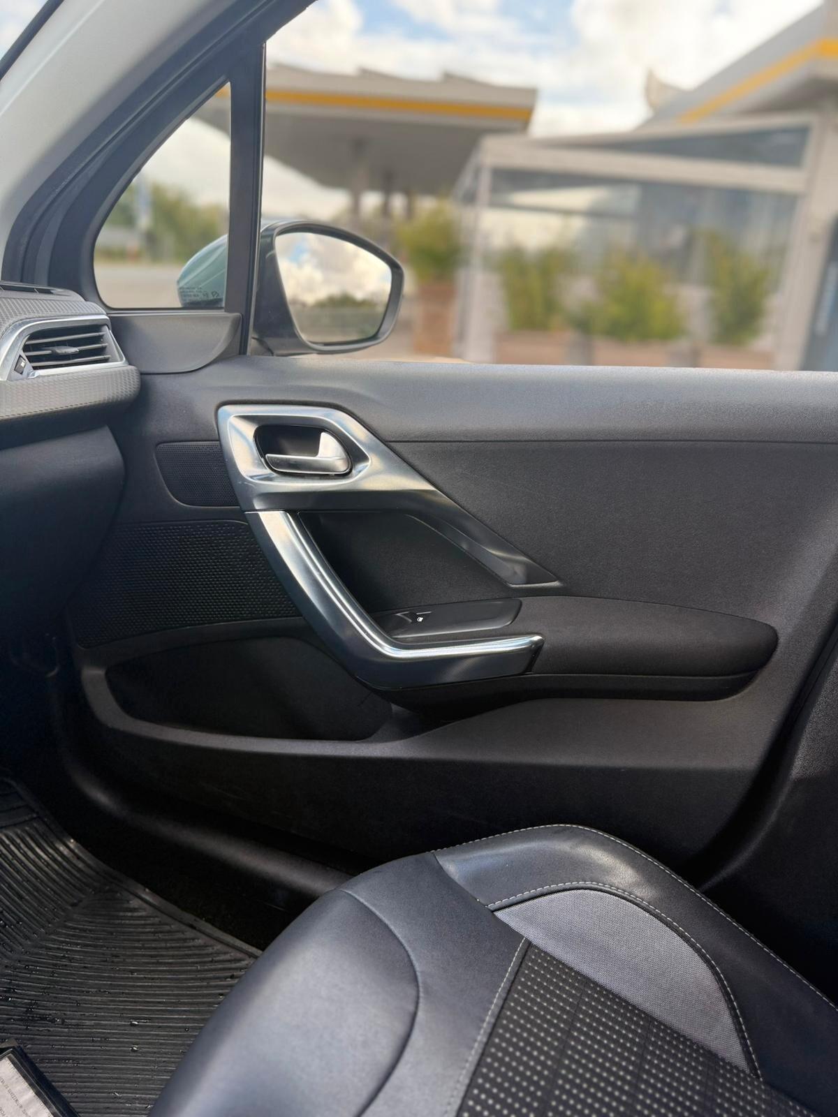 Peugeot 2008 BlueHDi 100 GT Line