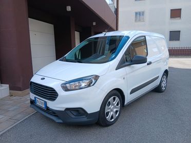 Ford Transit Courier 1.5 Tdci 75 cv solo 12000 kilometri ....
