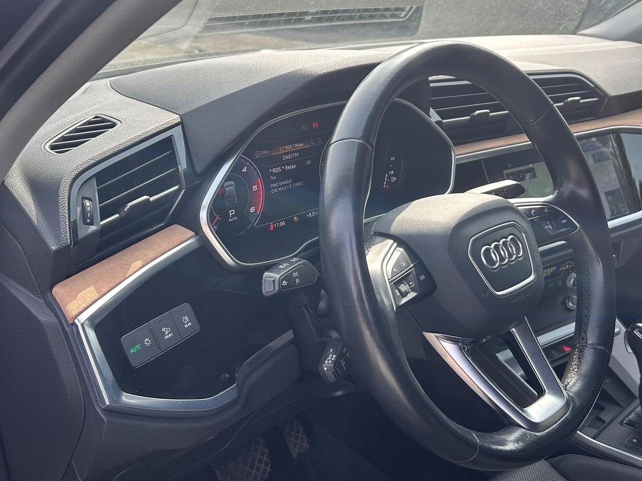 Audi Q3 S TRONIC S-LINE EDITION 2.0 35 TDI #9862