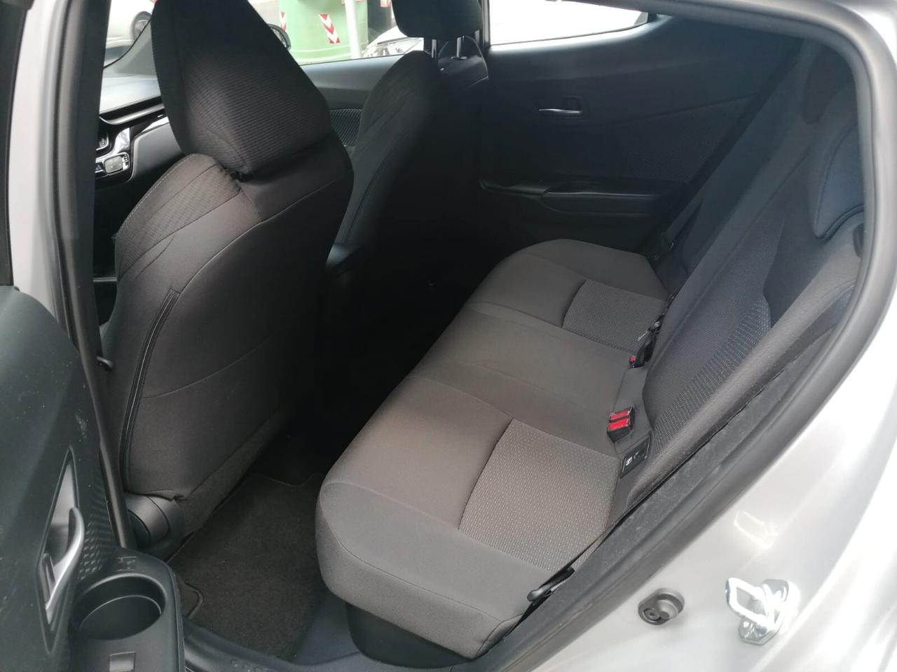Toyota C-HR Hybrid Business NO OBBL. FINANZ.